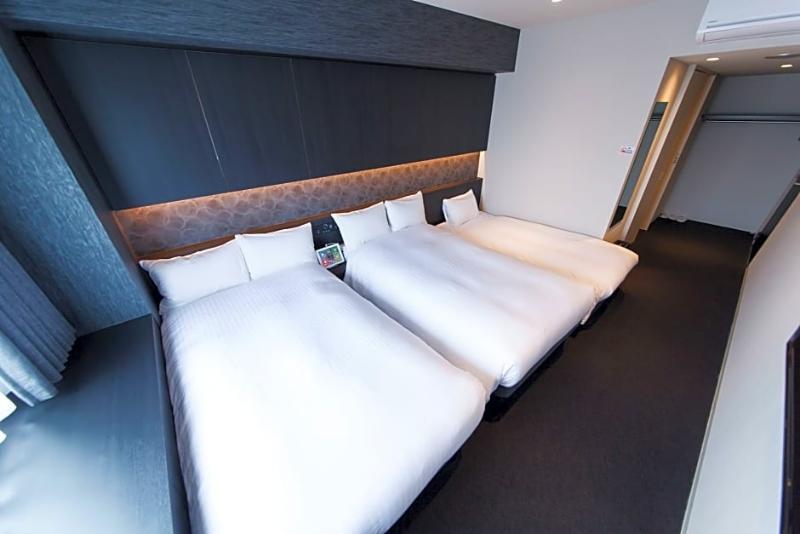 Fp Hotels South-Namba Osaka Exterior photo
